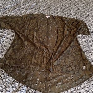 Lace floral kimono - barely worn.